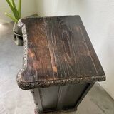 Commode XIXème pin noirci sculpté