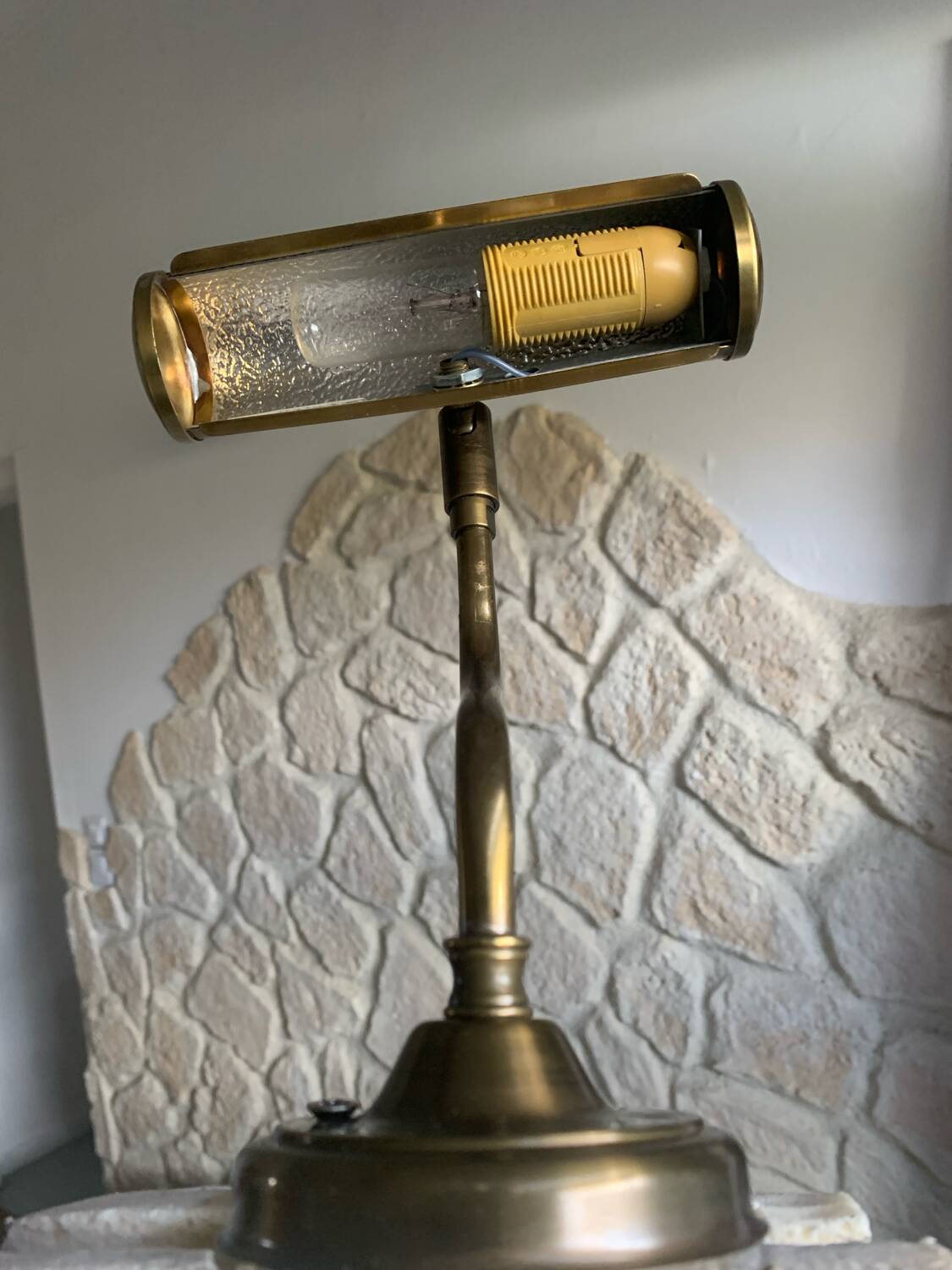 CVL brass wall light