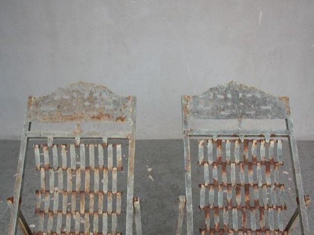 Chairs long time 1900 outside metal