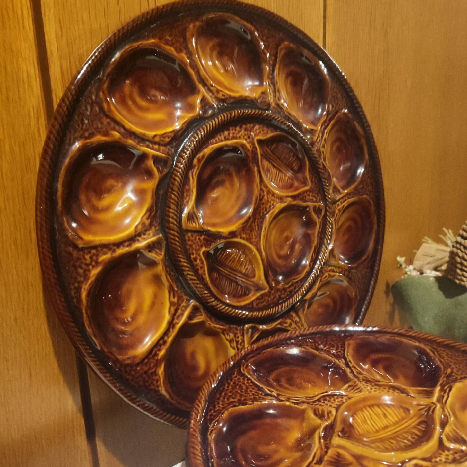 Large St Clément Platter and its 6 oyster plates