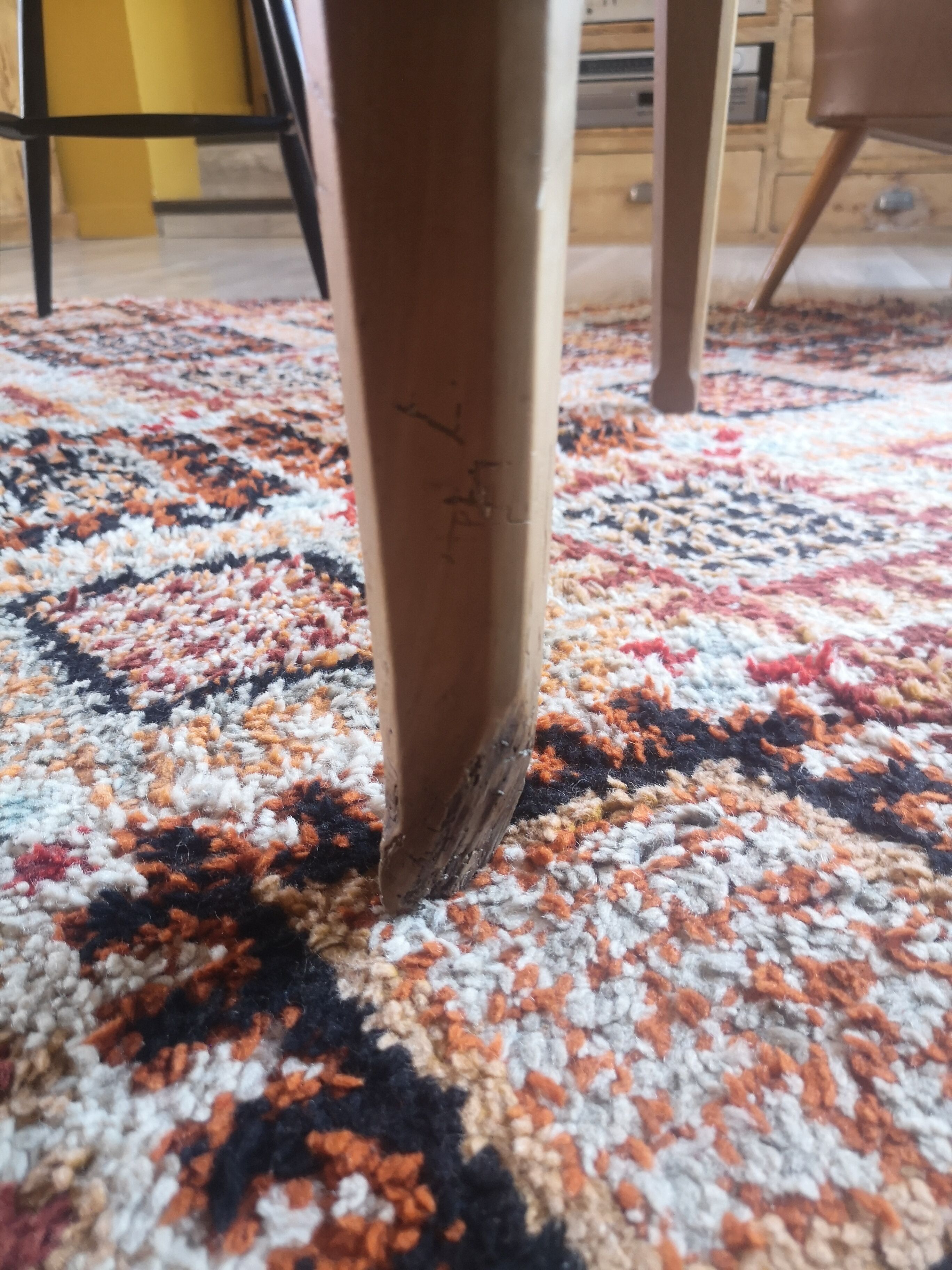 Table de ferme ronde D 130 cm