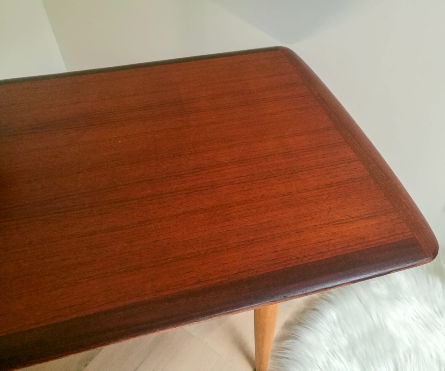 Table basse albert's Tibro Suède en tek 1960