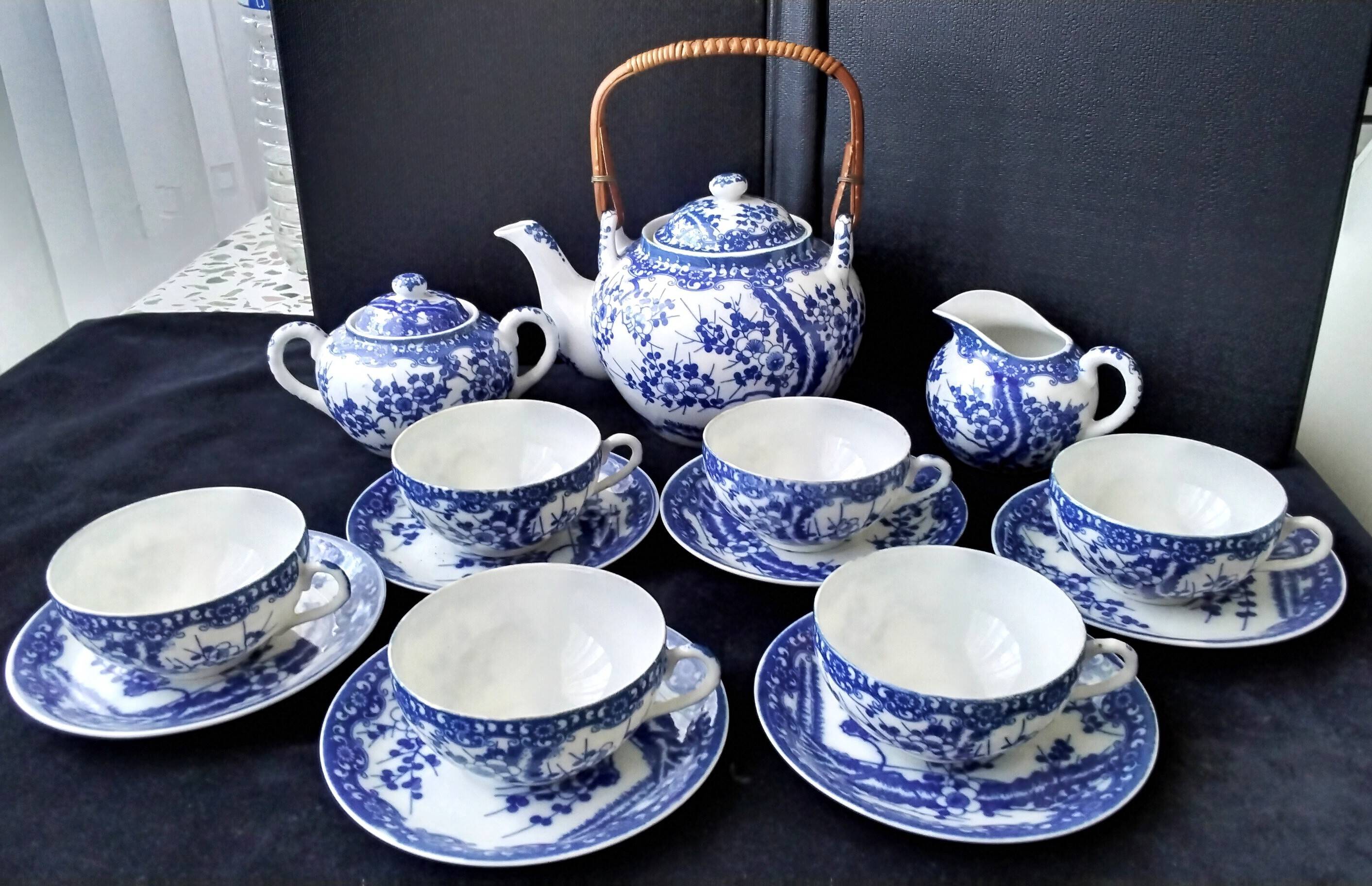 Service à thé en porcelaine du Japon