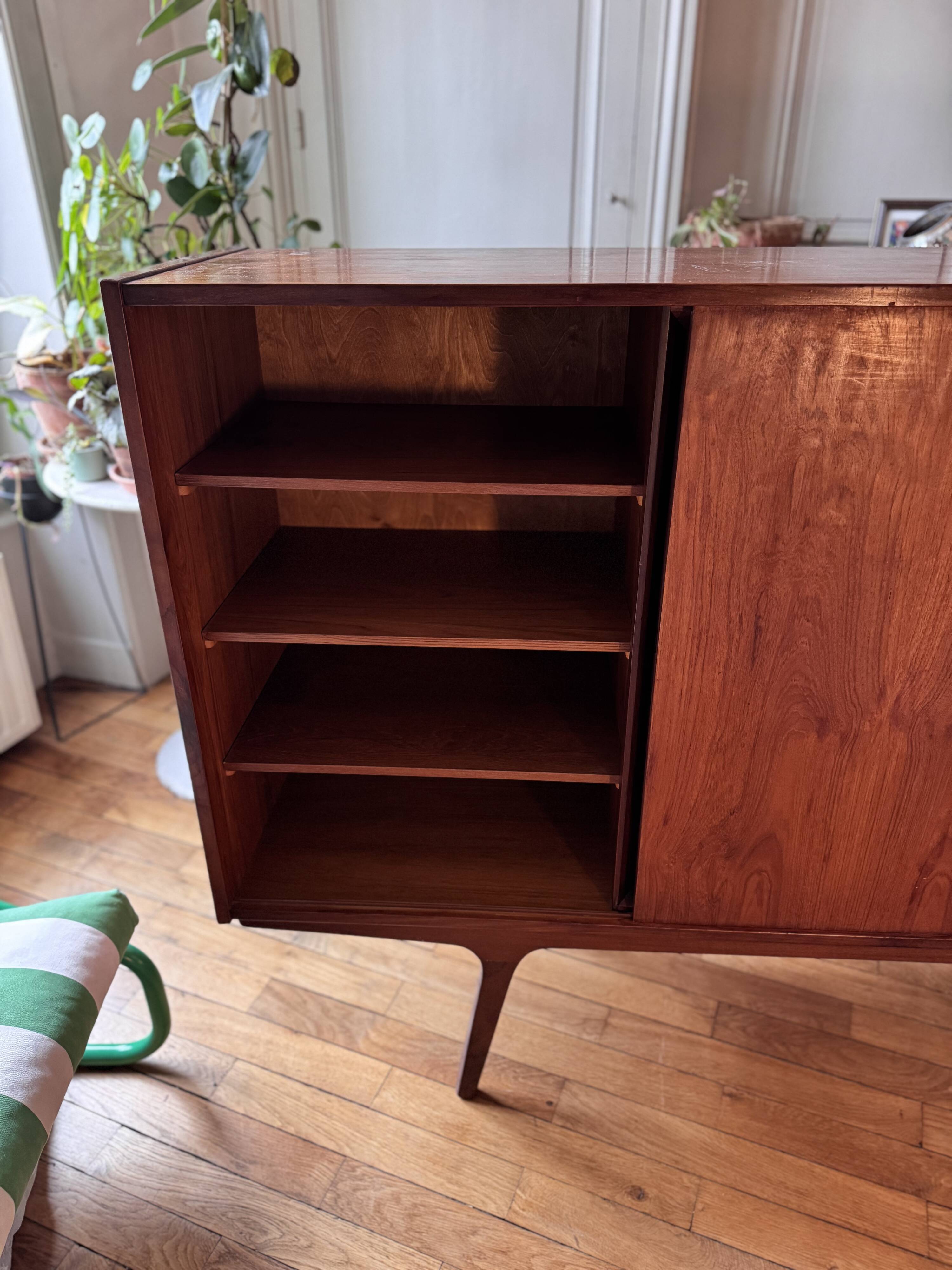 Buffet haut vintage en teck – Design scandinave