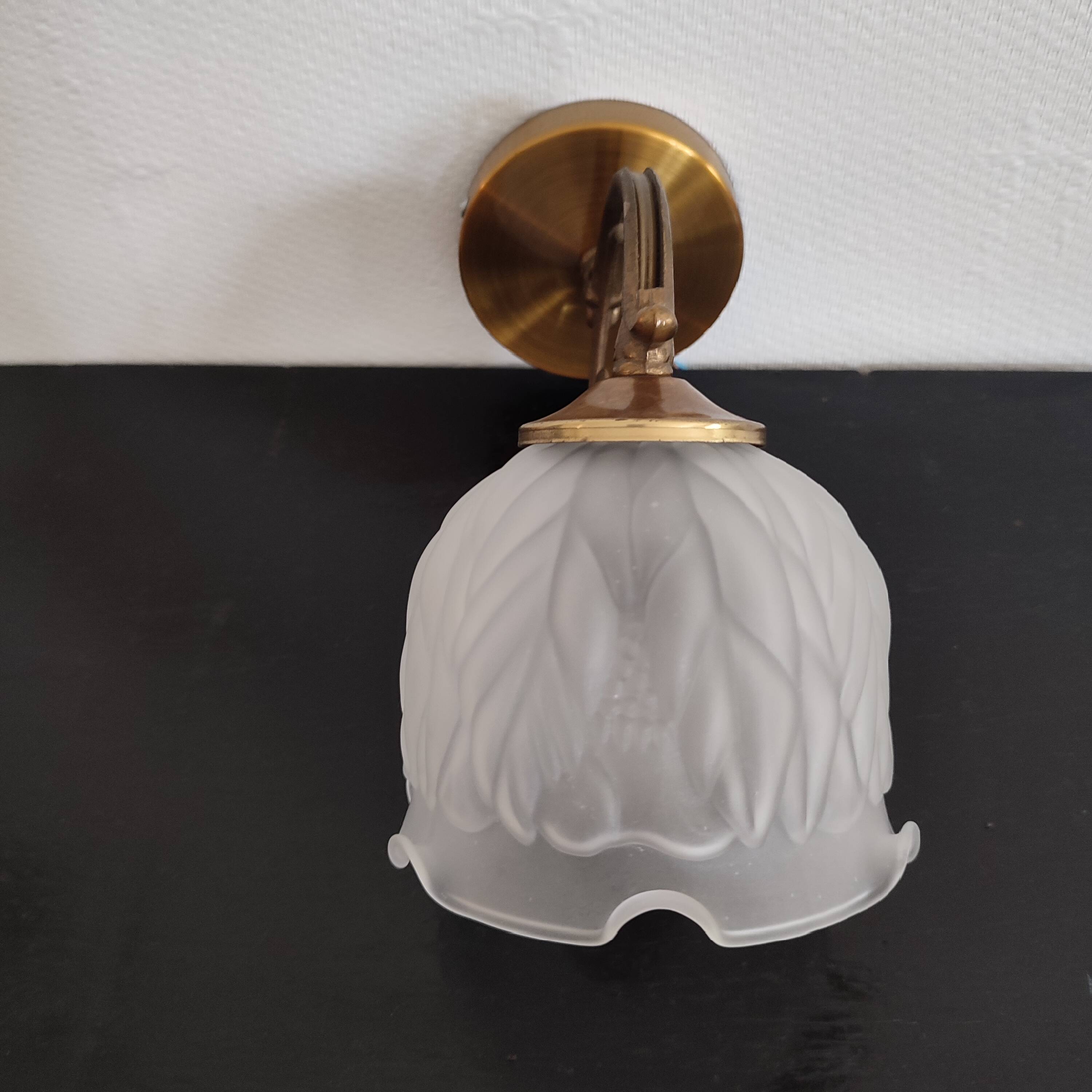 Art Deco wall light