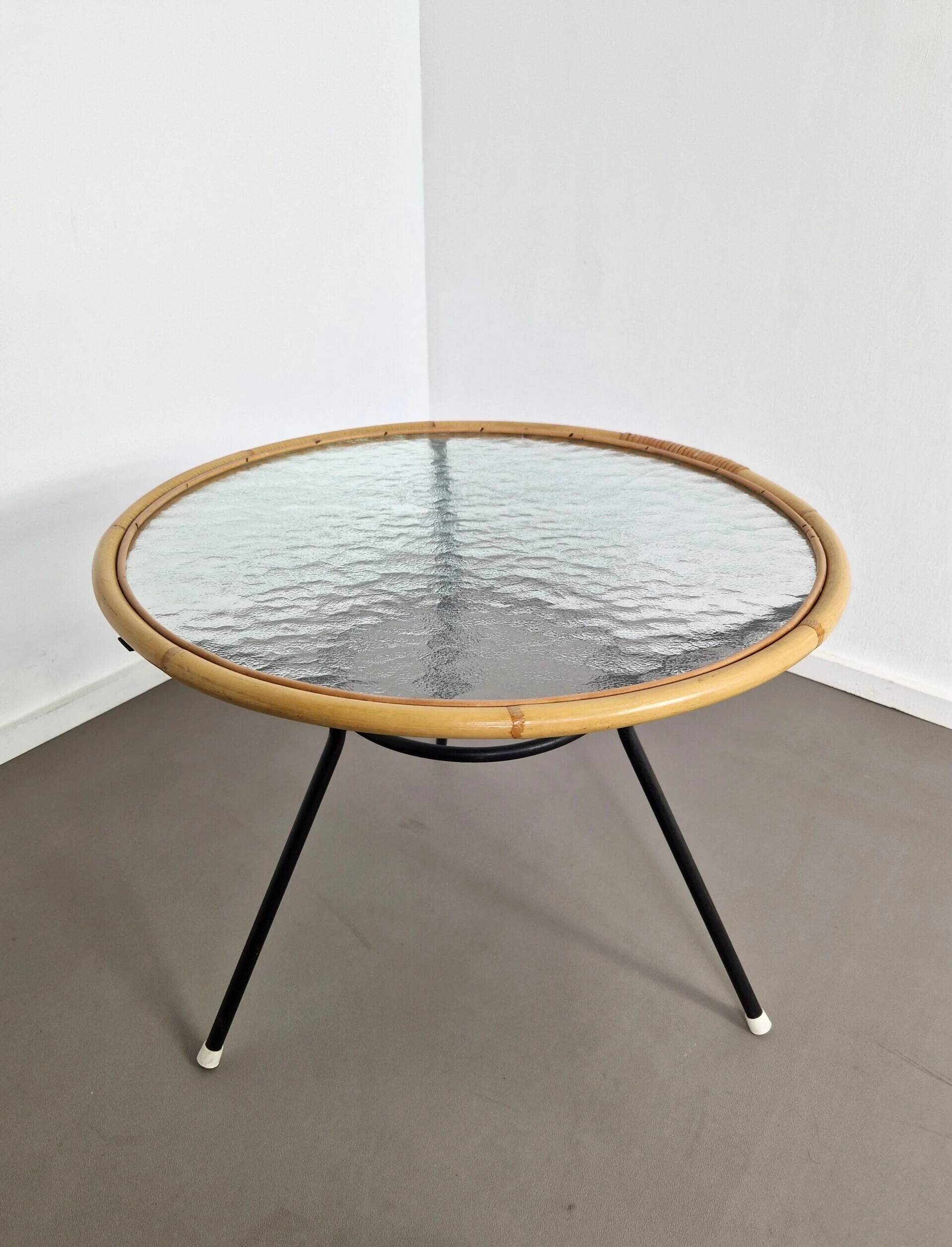 Rohé Noordwolde | Vintage rattan side table