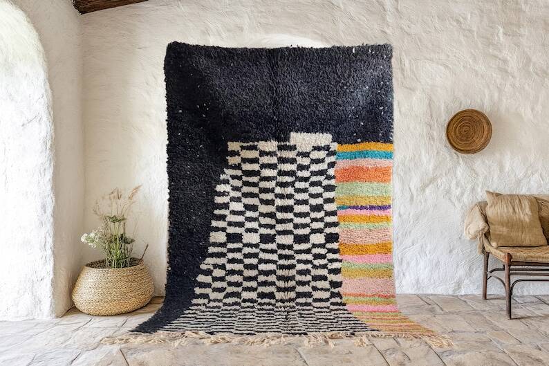 Handmade pure wool rug, size 150 x 250 cm