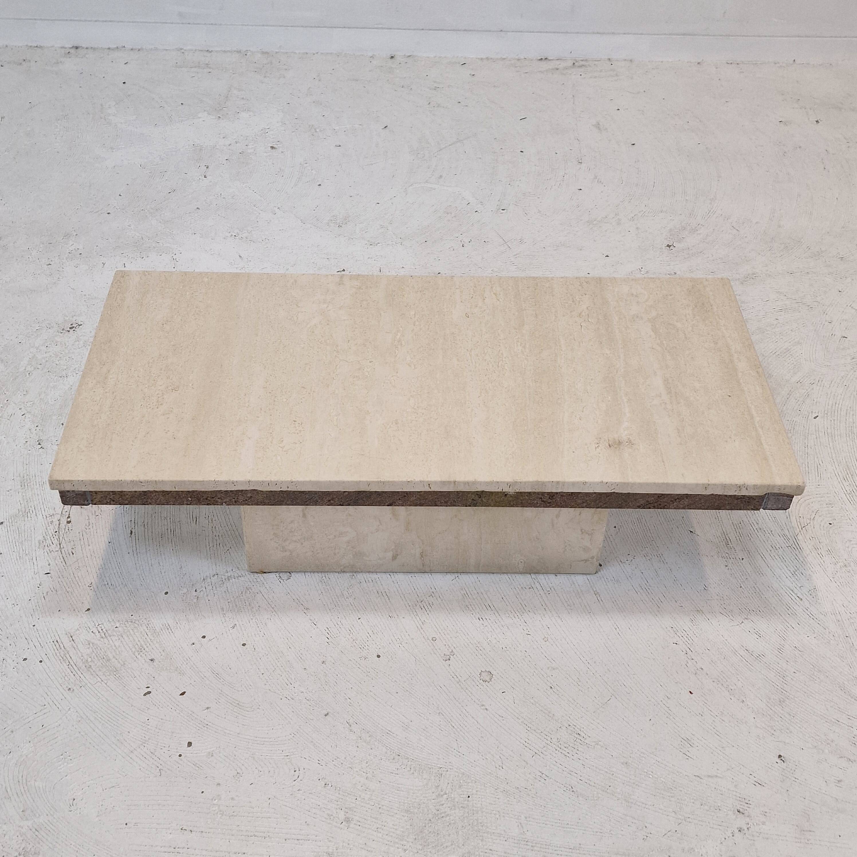 Table basse italienne en travertin et granit