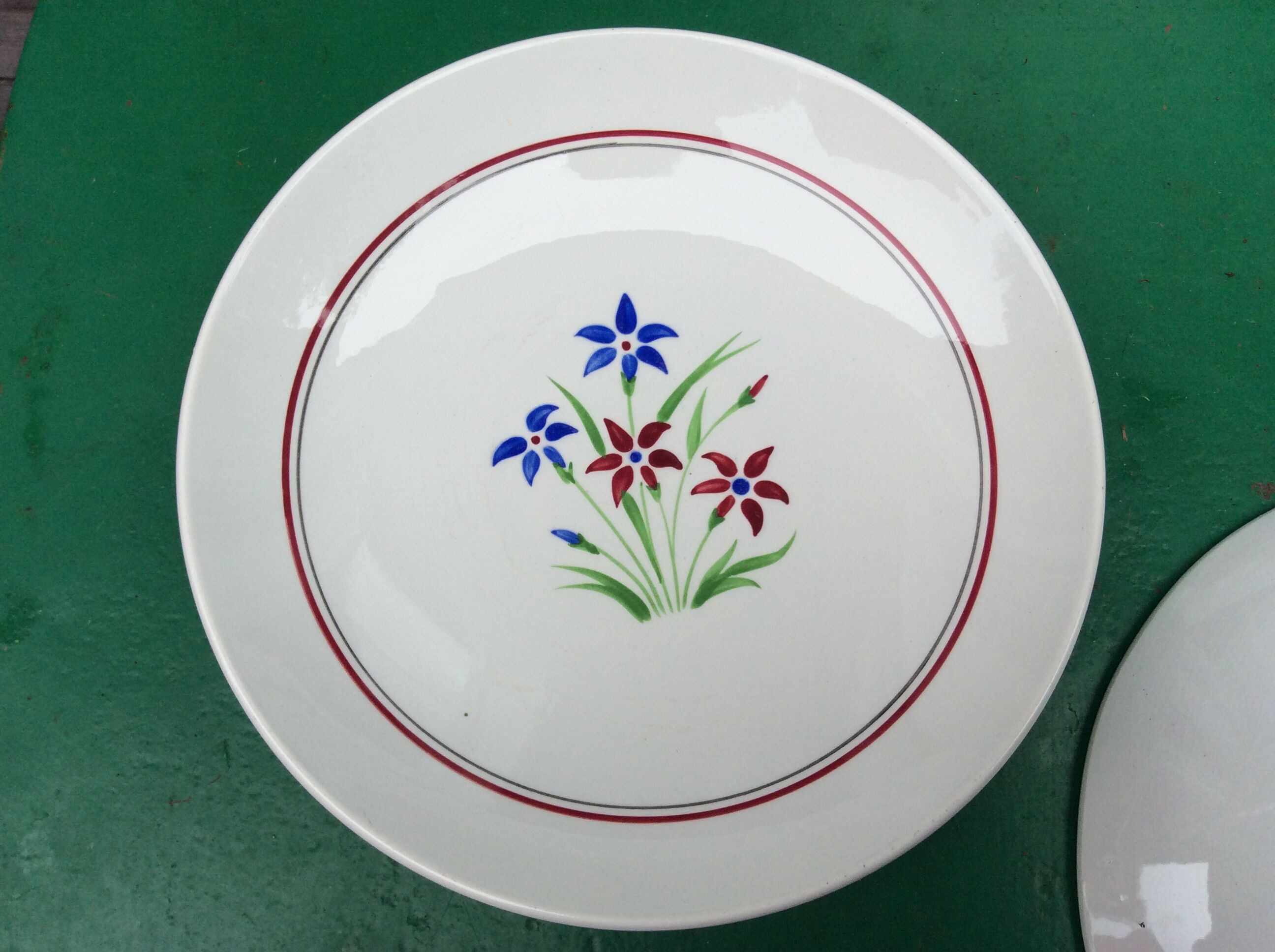 Duo of vintage dishes