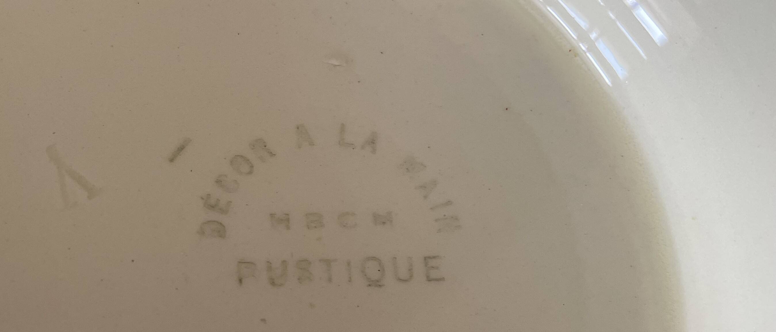 Plat à mignardises ancien en faïence de Choisy-le-Roi