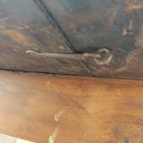 Extending table with 8 legs