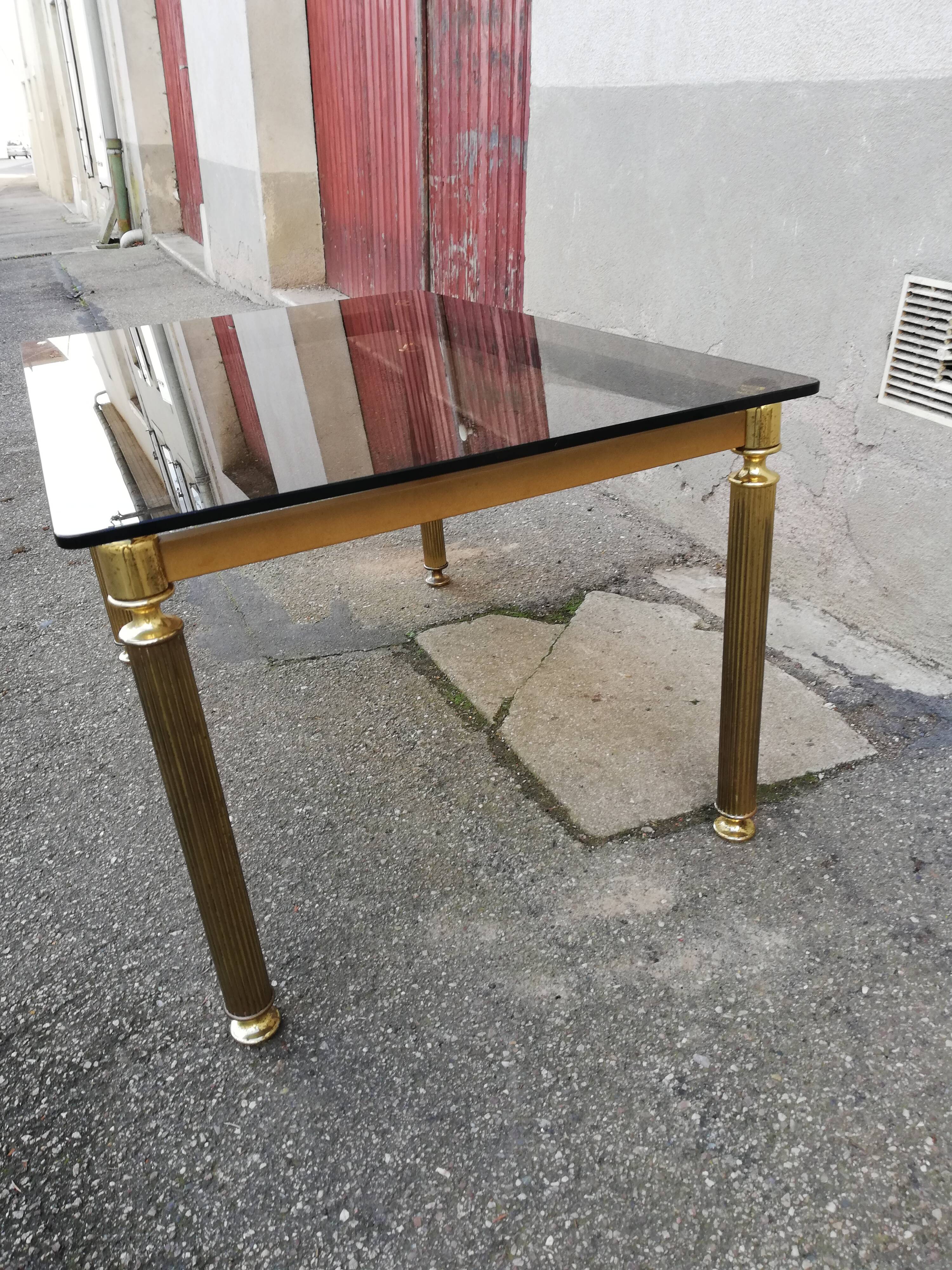 Table basse vintage laiton et verre fumé marron