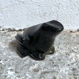 Black marble frog paper press