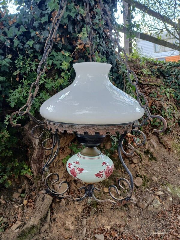 Lustre ancien fer forgé,  verre et faïence