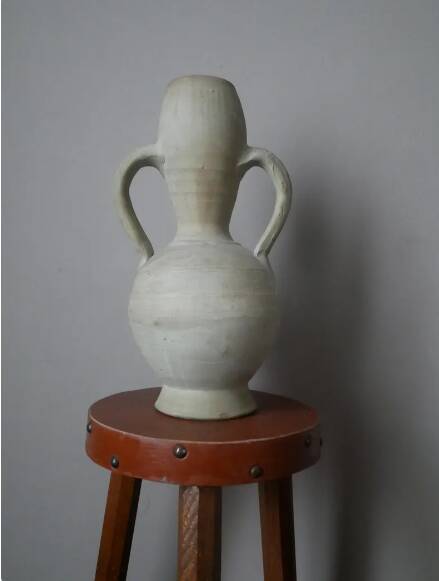 Terracotta jar pottery handmade artisanal slow Scandinavian decoration japandi wabi-sabi