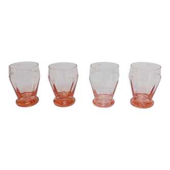 Set of 4 pink engraved glass liqueur glasses