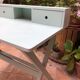 Bureau ancien couleur vert d’eau