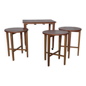 Vintage nesting tables