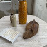 Plat en bois ancien