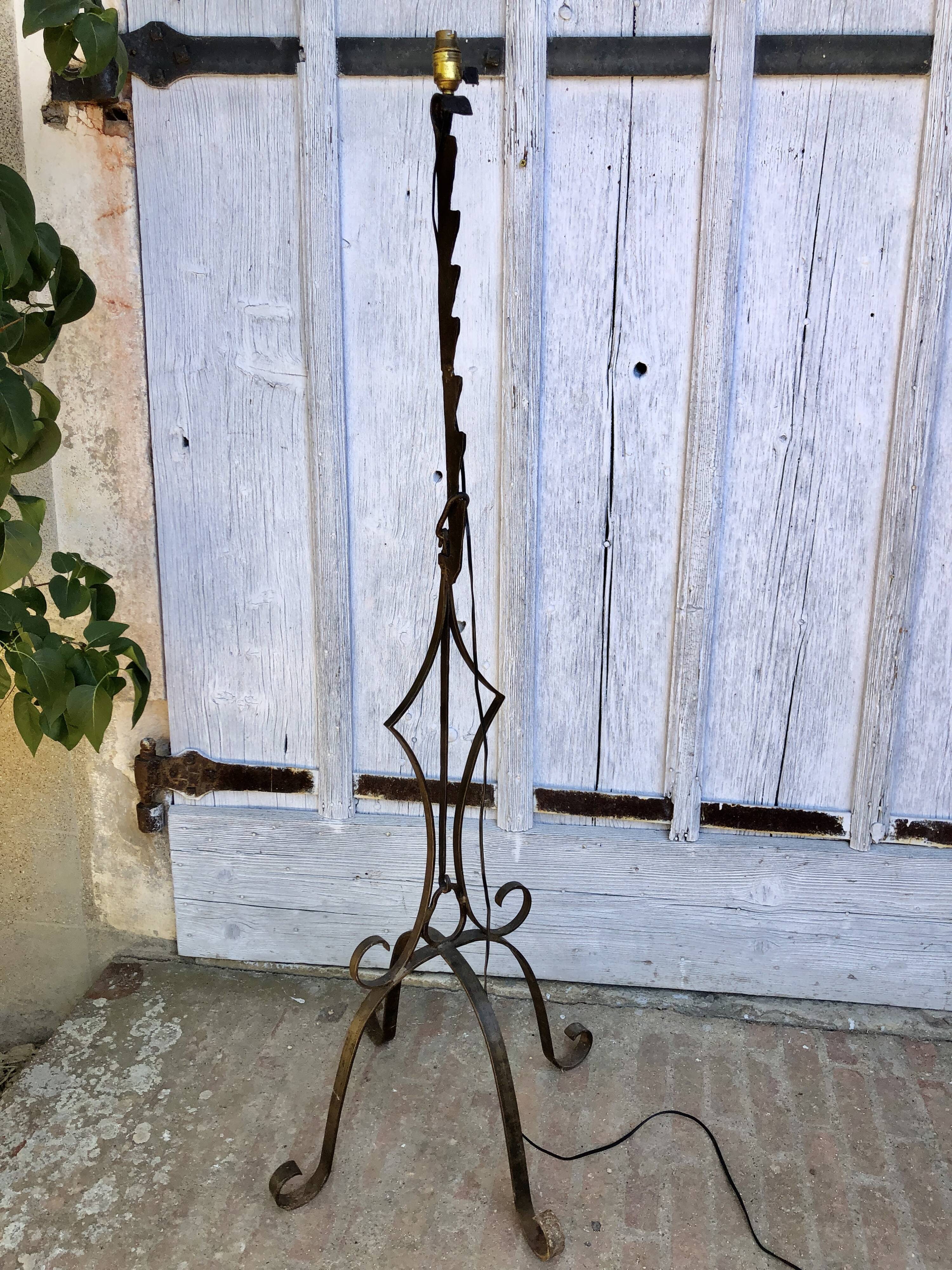 Brutalist wrought iron floor lamp 1970