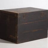 Antique painted wooden chest – Polychrome Chinese dowry chest – circa 1880–1920