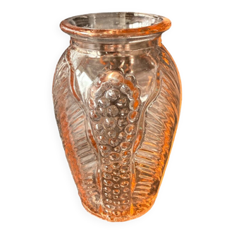 Rosaline vase in pink molded glass