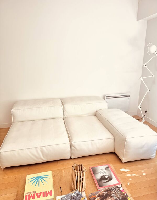 Canapé Living Divani Extrasoft en cuir blanc , état neuf