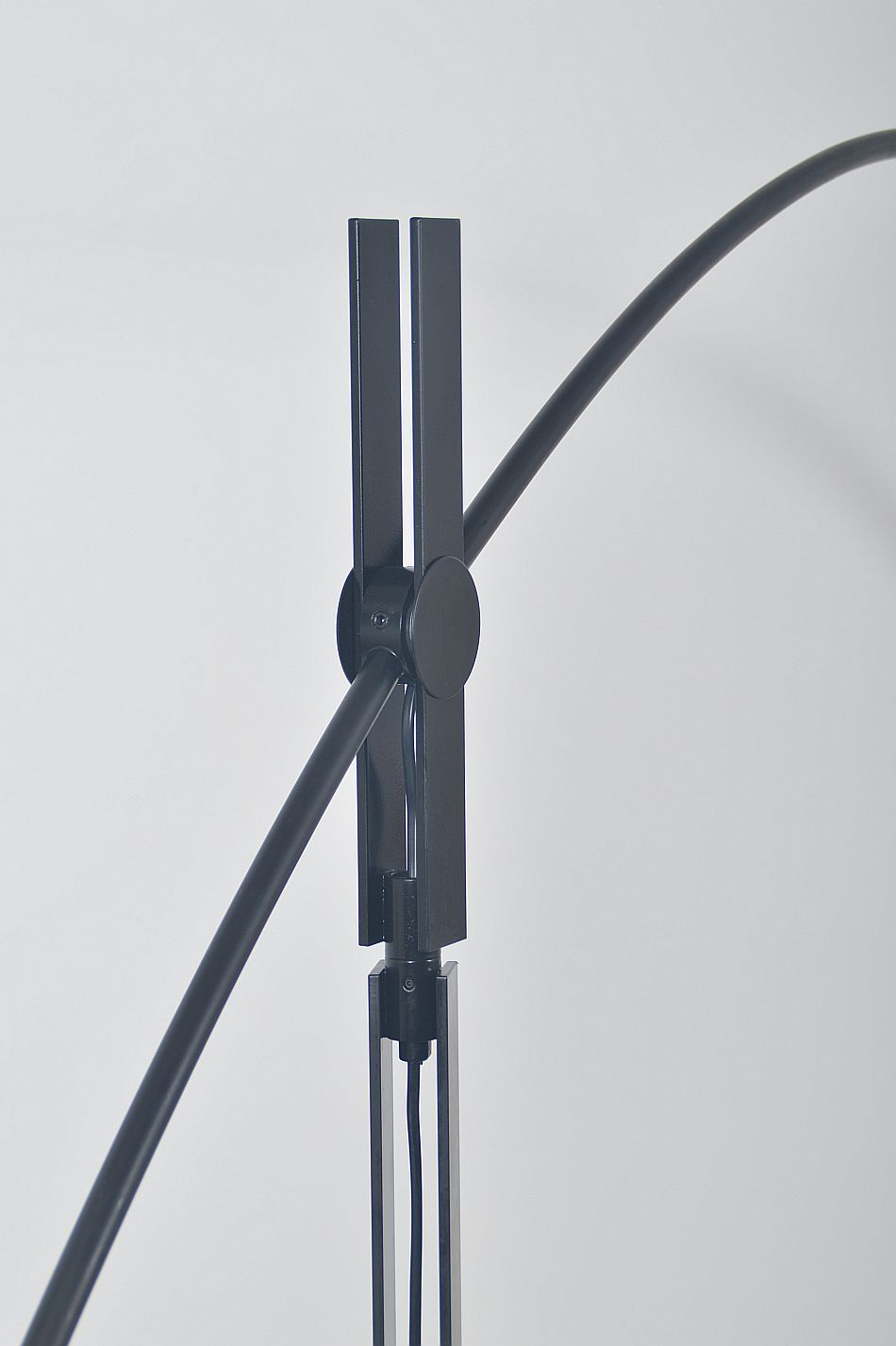 Lampadaire design 'Relco' by Swiss International, années 1980