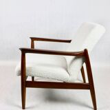 GFM-64 armchair, design by Edmund Homa from the 60s, white boucle