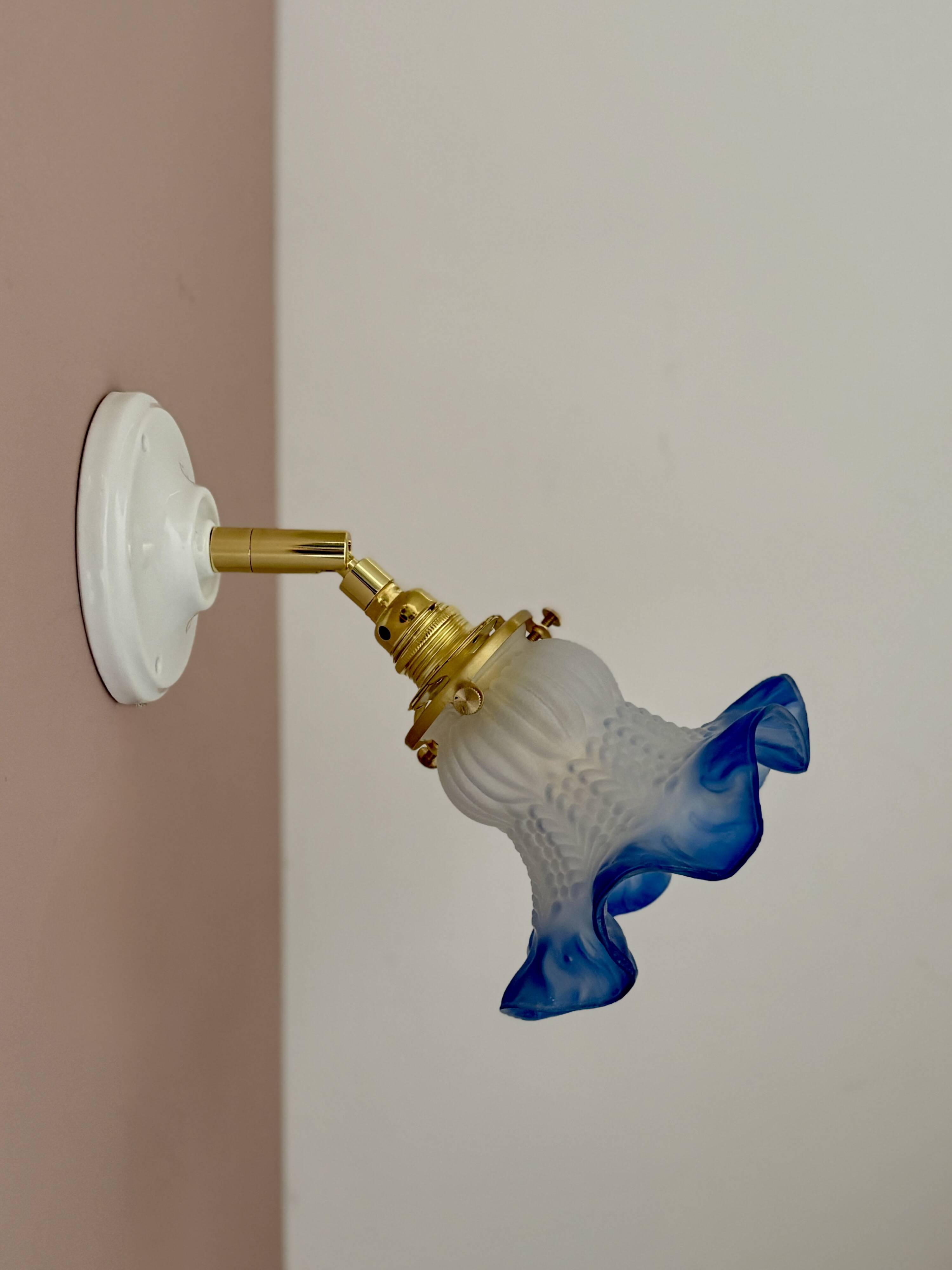 Vintage frosted glass tulip wall light