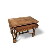 Renaissance desk in carved wood