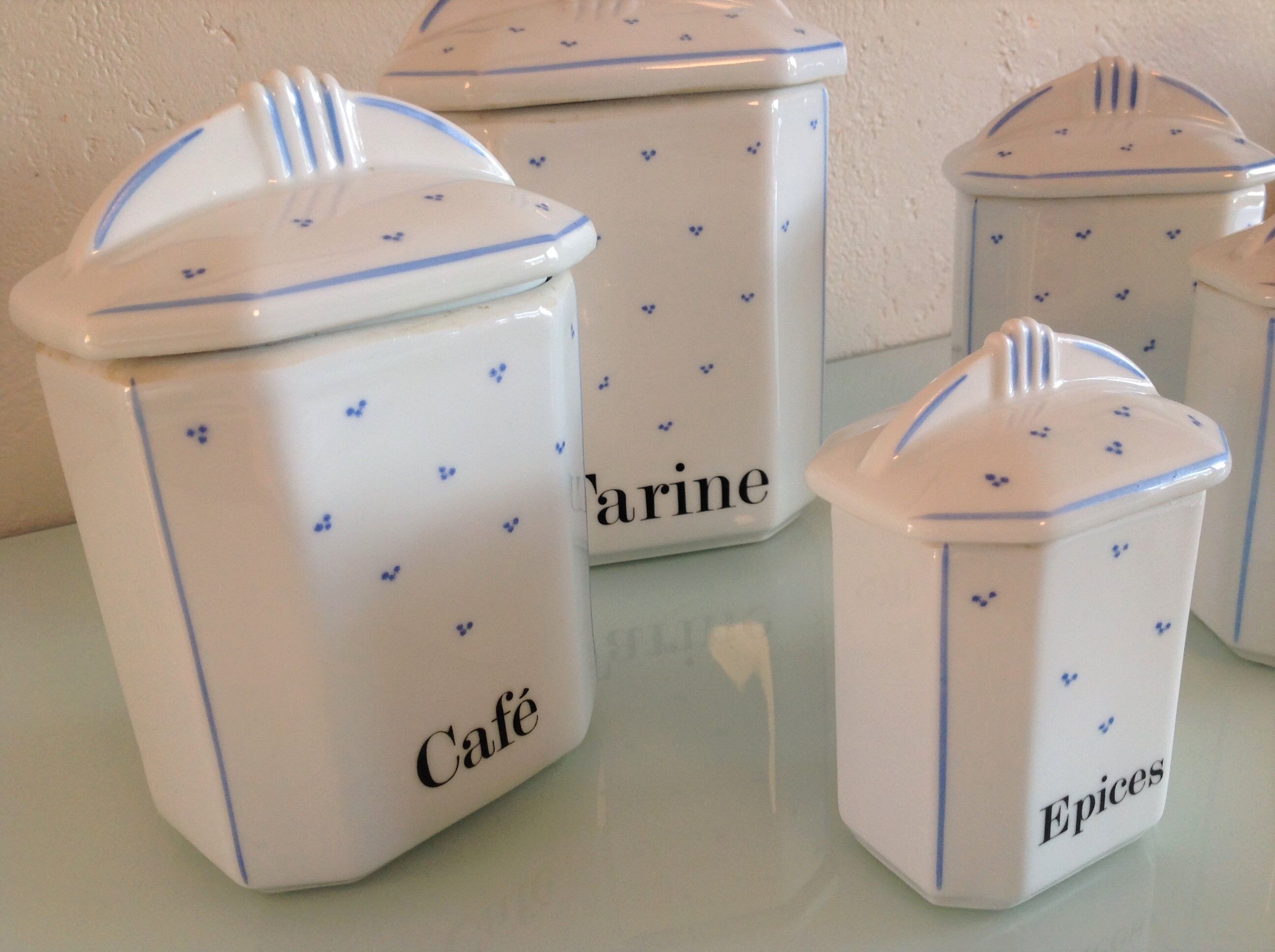 Suite of five Apilco porcelain spice jars / vintage 70s