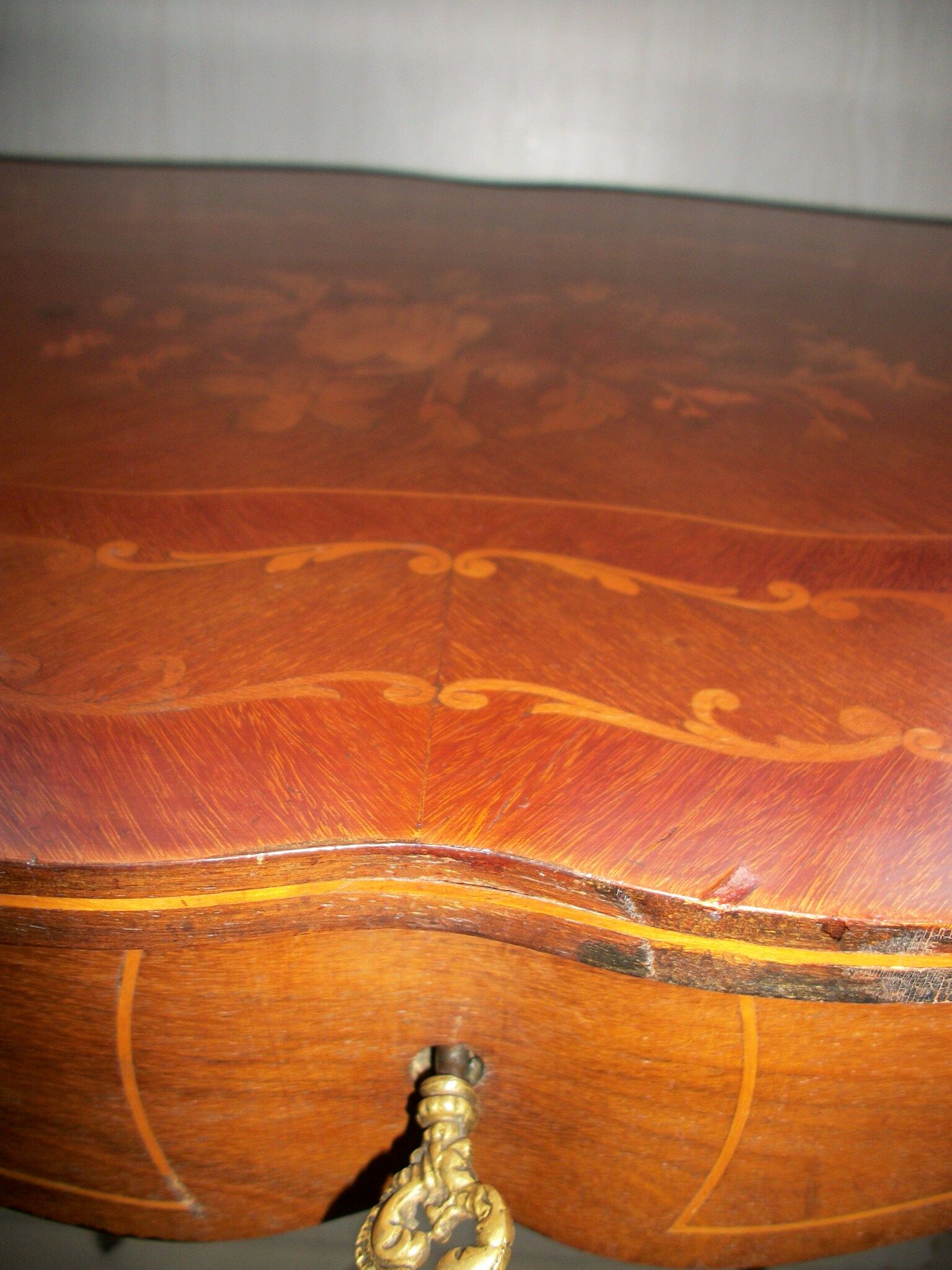 Table in marquetry style Louis XV Napoleon lll