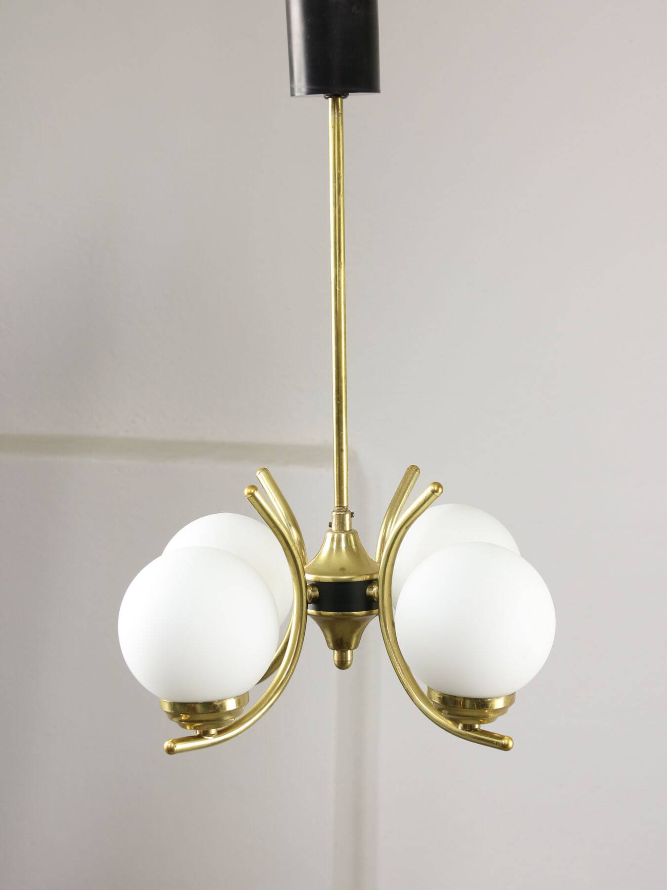 Mid-Century Italian Brass and Opaline Chandelier