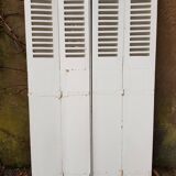Volets à persiennes  anciens en bois