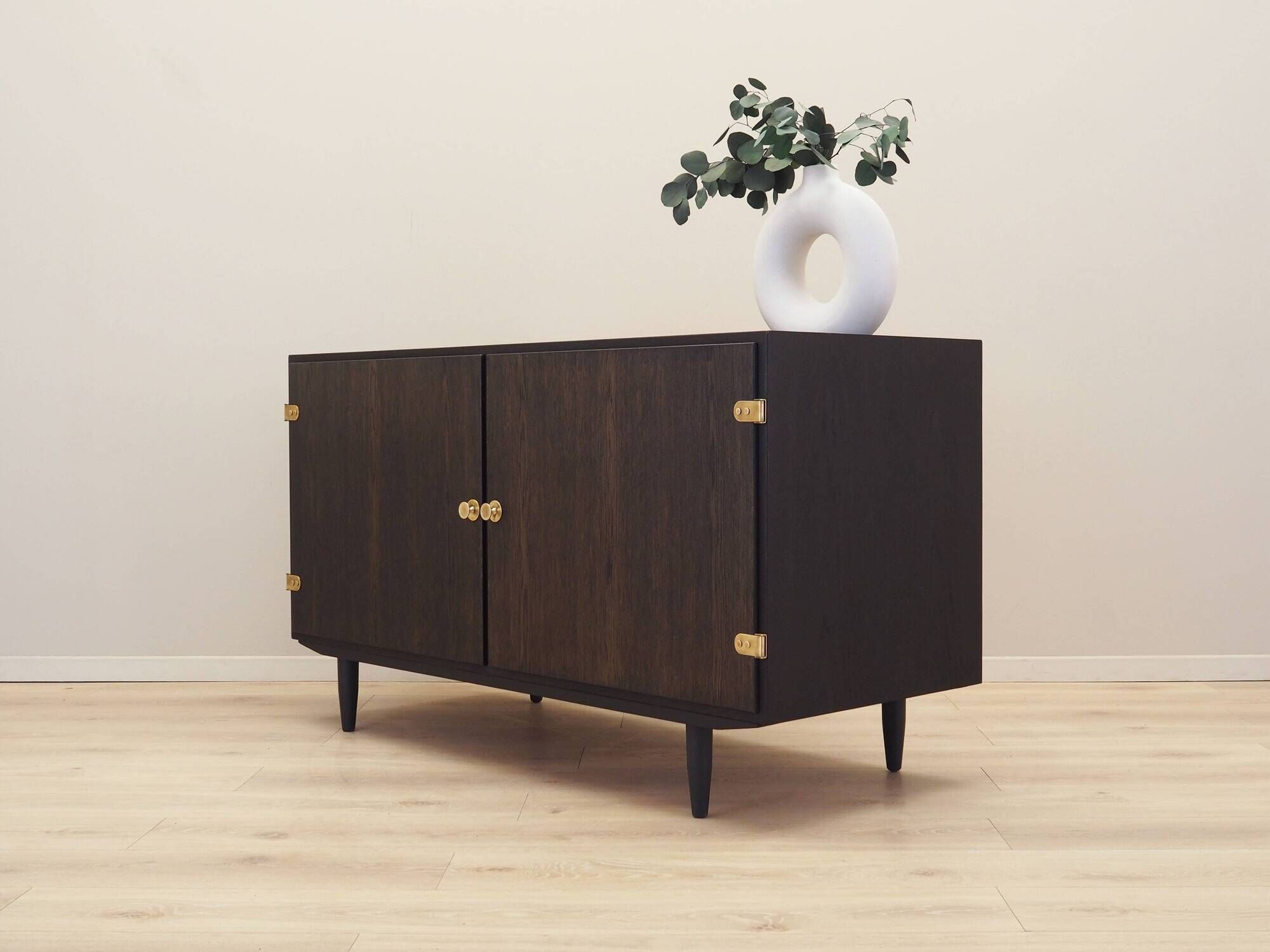 Oak cabinet, Scandinavian design, 1960s, designer: Børge Mogensen, manufact