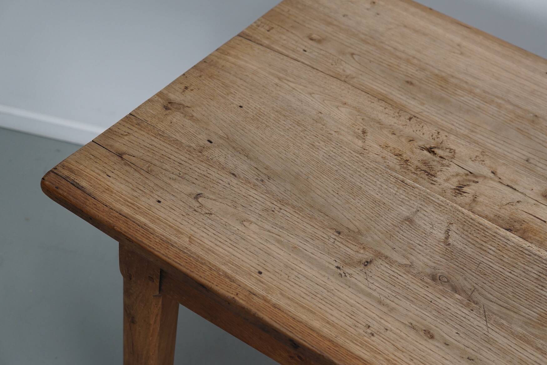 Antique Elm Early 20th Century French Rustic Farmhouse Dining Table