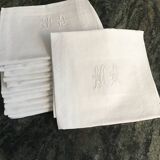 Damask napkins embroidered with an MA monogram