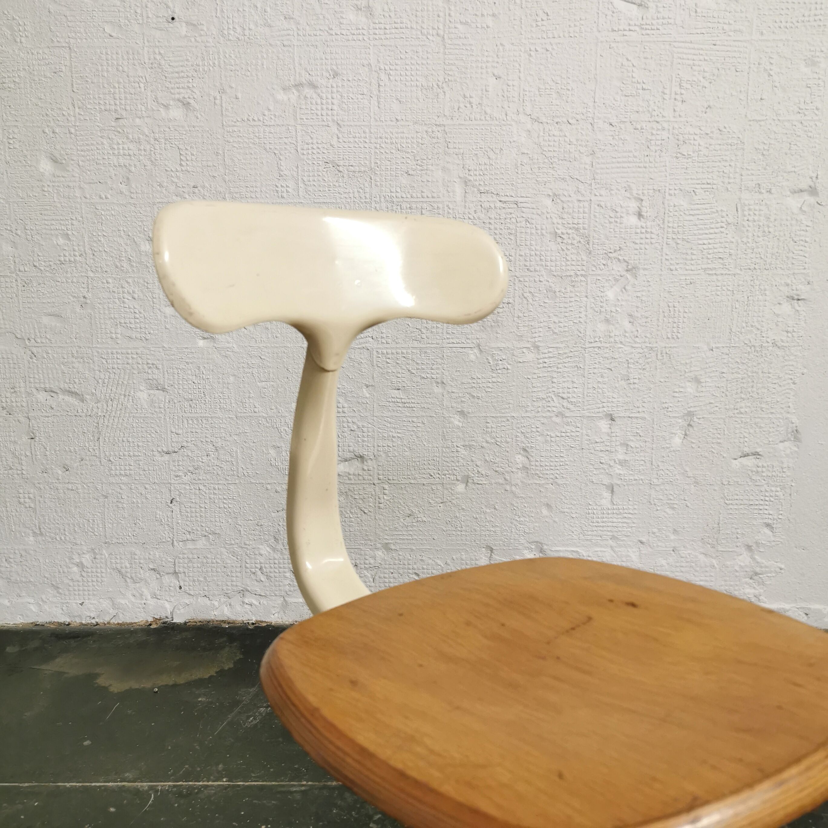Wooden sitting workshop chair, Nicolle, 1960