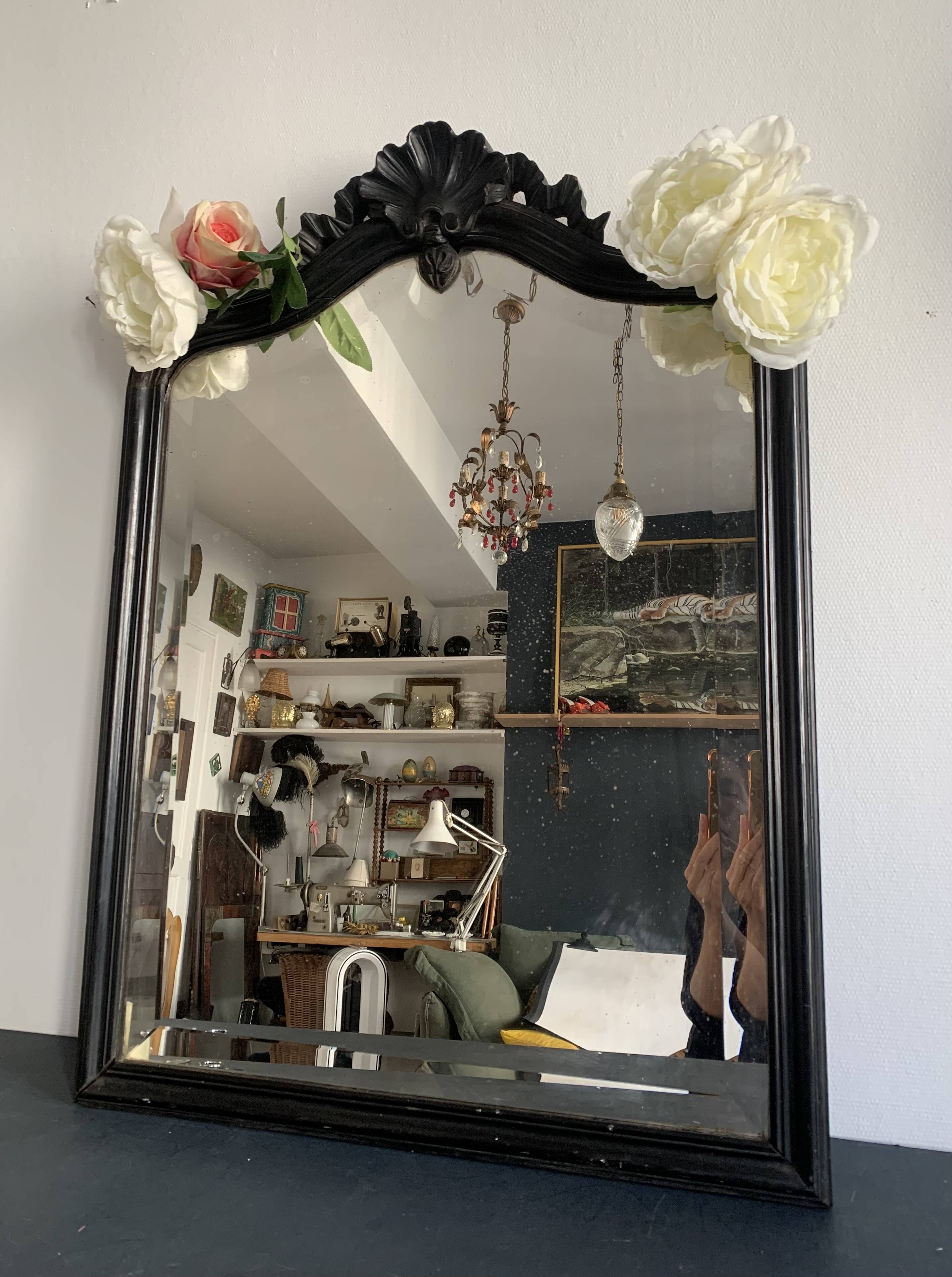 Napoleon III mirror in black wood with pediment