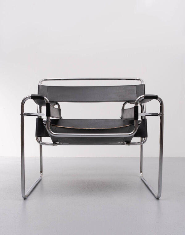 fauteuil Wassily En cuir noir Par Marcel Breuer Modèle B3