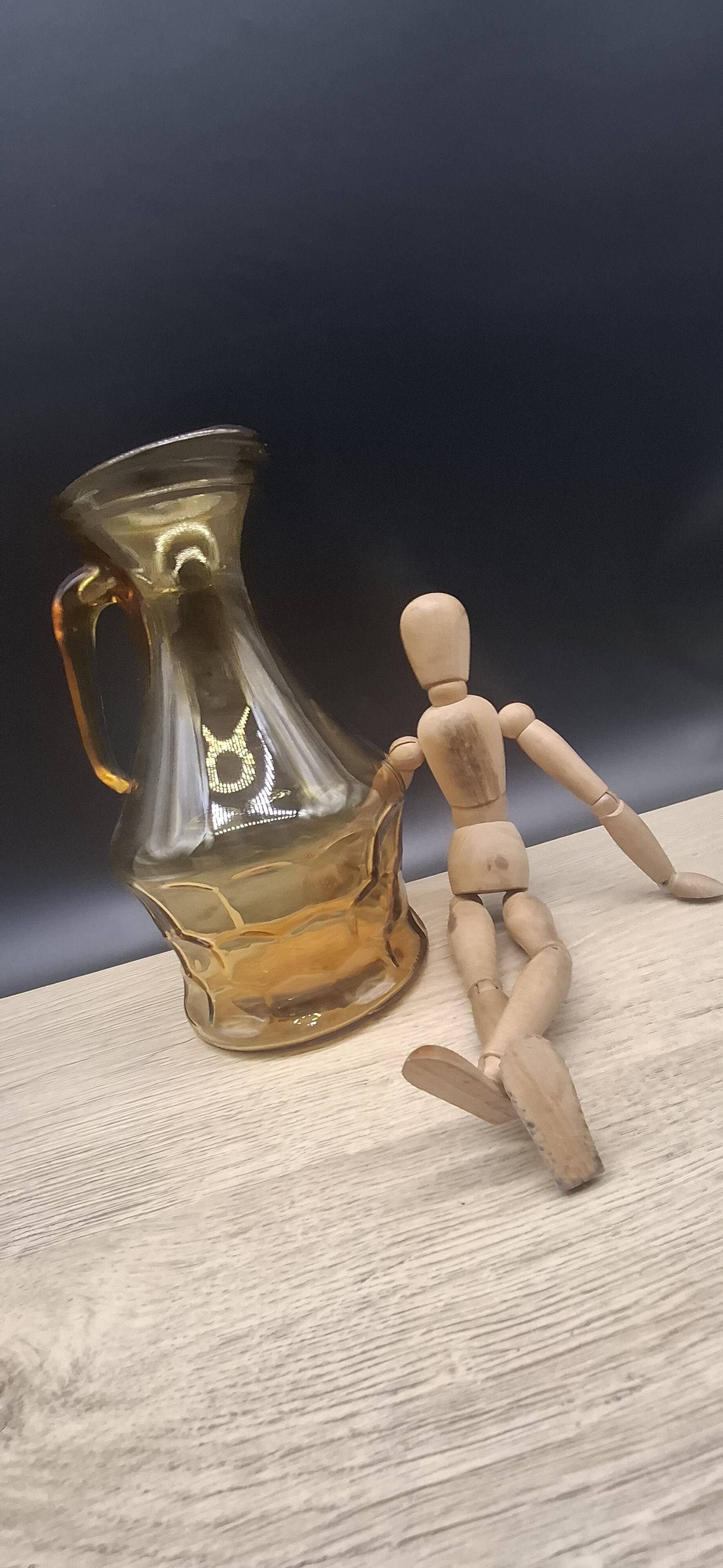 Carafe ambrée italienne