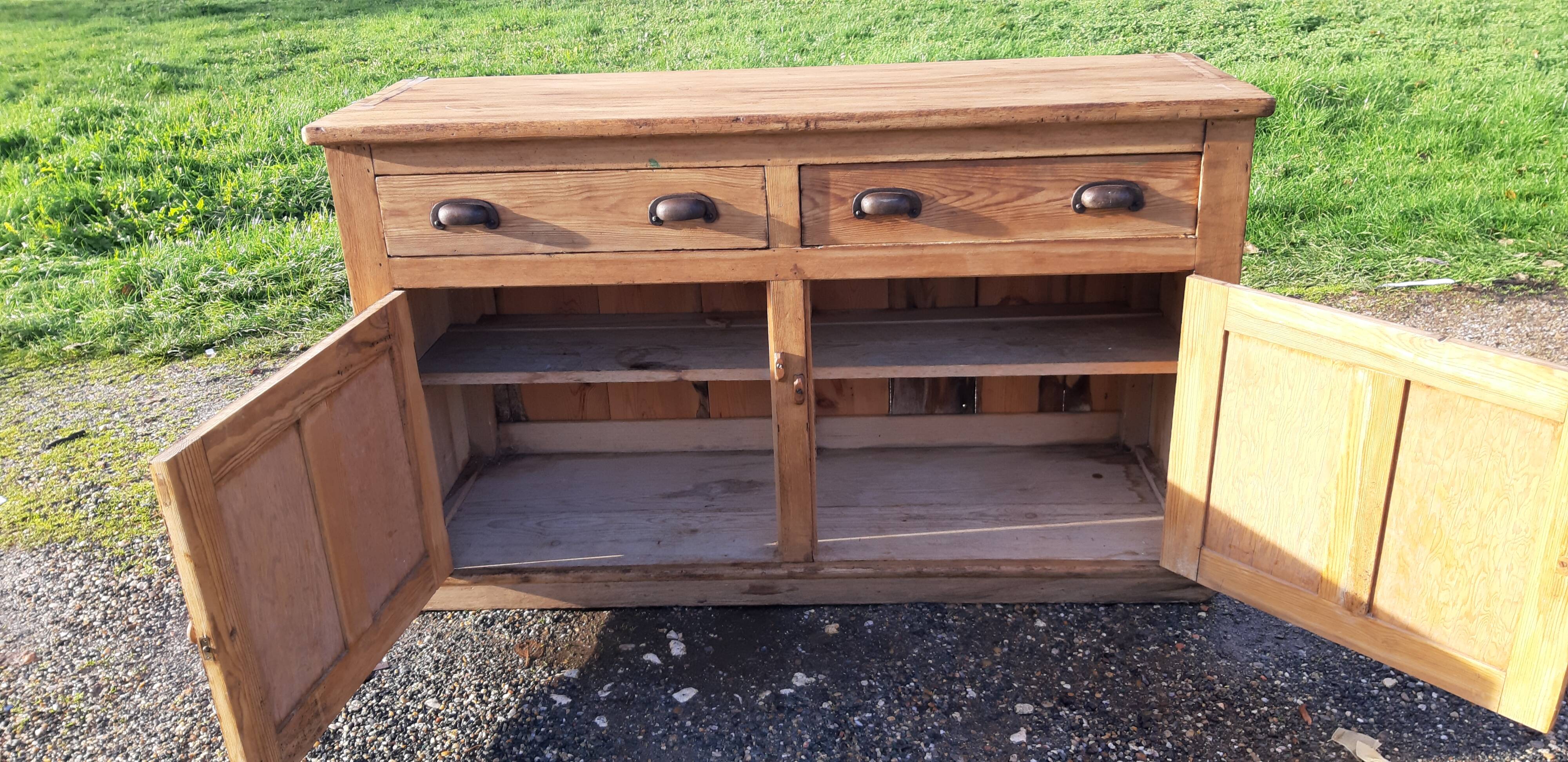 Industrial storage unit