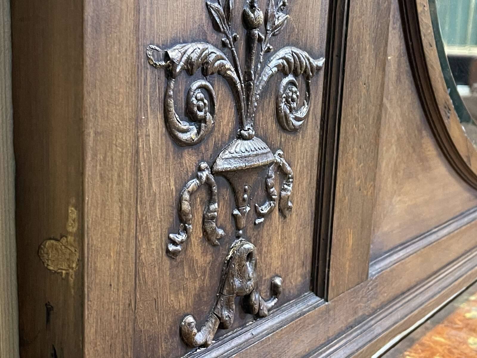 Oak mirror from the early 20th century.