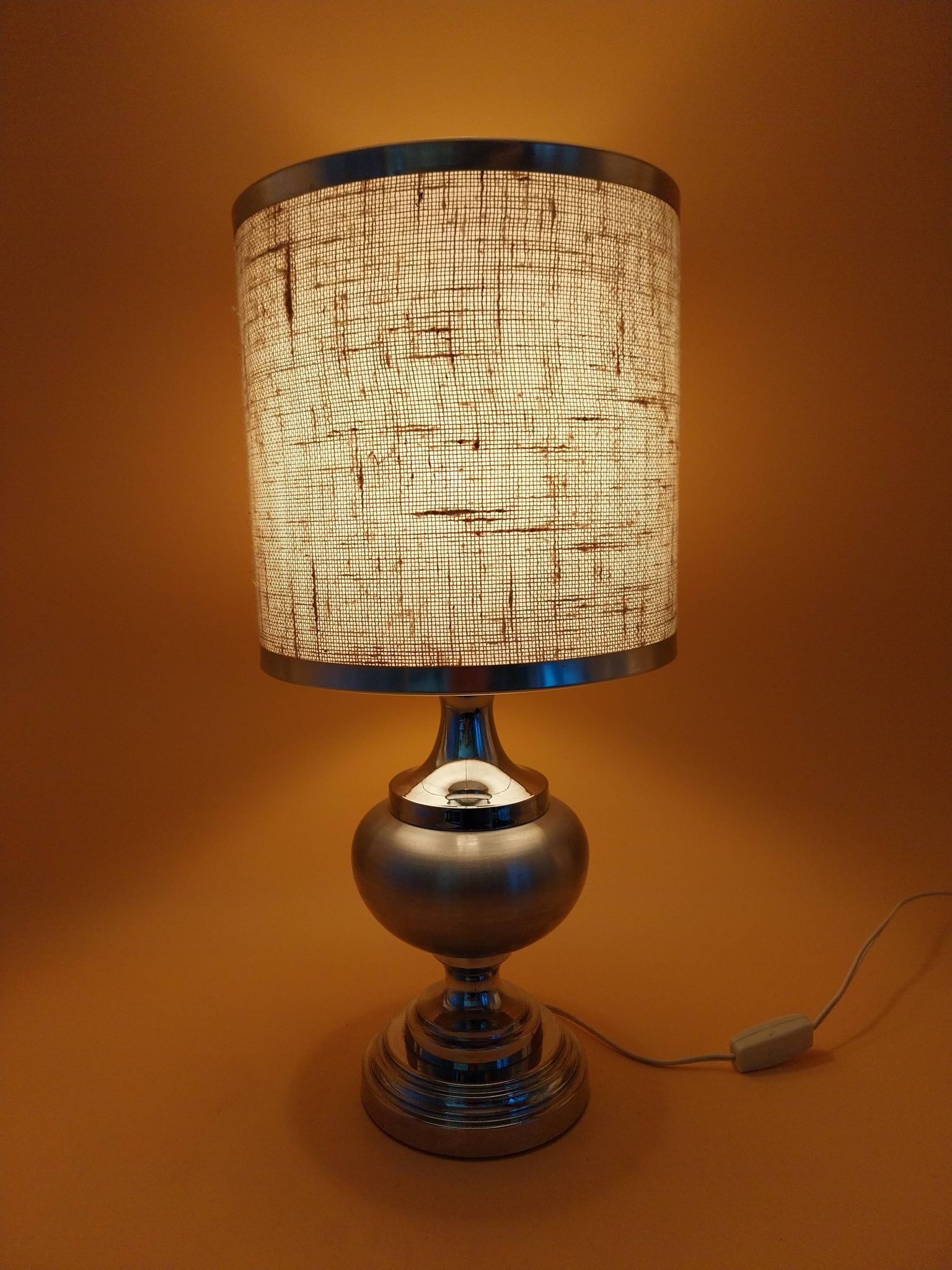 Lampe vintage en alu brossé années 70 aluminium