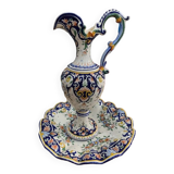 Ewer set and its earthenware dish
