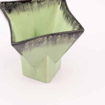 Vintage green ceramic vase with a square base - Belgium 704