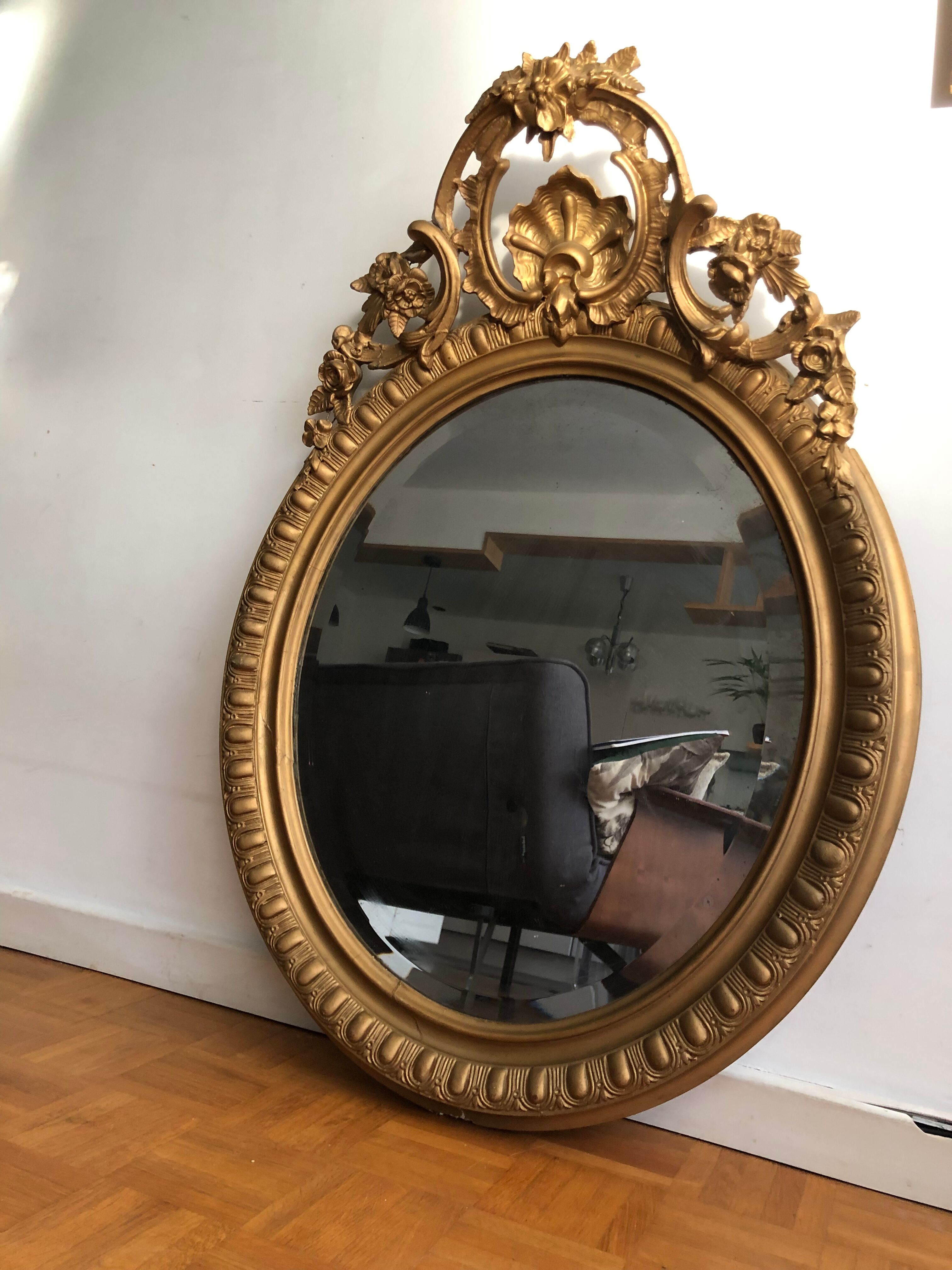 Oval mirror with pediment, 100x70 cm