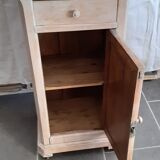 Table de chevet