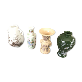 Ensembles de 4 vases miniatures vintage en porcelaine du Japon collection déco